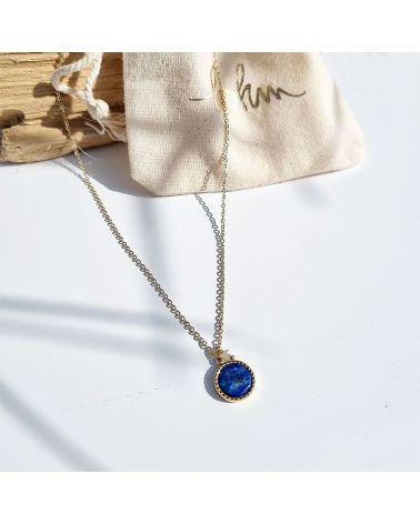 collier medaille lapis lazuli