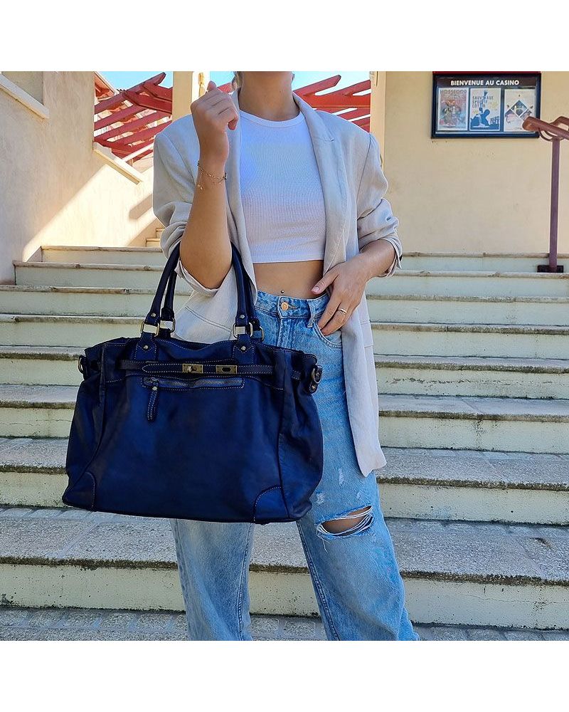 sac à main cuir vintage couleur marine