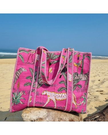 cabas de plage coton imprimé jungle rose fuchsia tendance été 2025