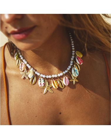 collier coquillages et étoiles de mer Mile Mila : un bijou bohème et coloré, idéal pour un look de plage tendance été 2025