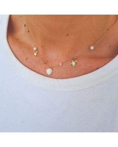 collier fin et discret acier breloques mer, coquillages et perles blanches lolilota mile mila