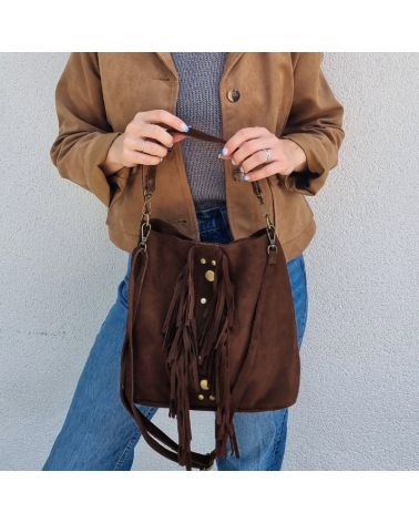 sac en daim à franges couleur marron tendance 2025