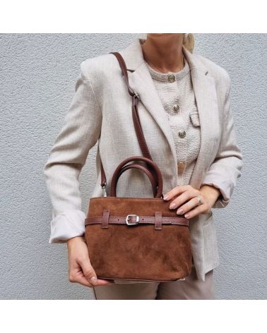 sac en daim format compact à bandoulière marron