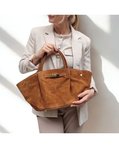 sac en daim forme trapèze couleur camel