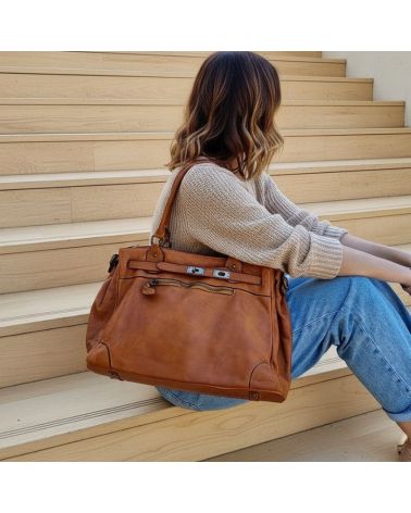 sac cuir vintage camel sac pour la fac ou le lycée format a4