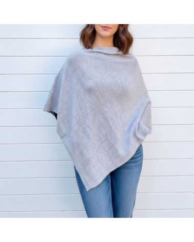 poncho fait main laine mérinos et cachemire couleur gris clair