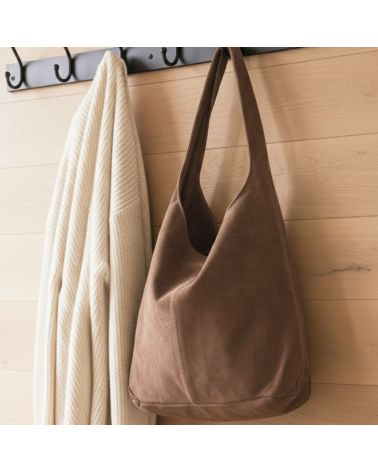 sac daim forme hobo couleur taupe style décontracté chic