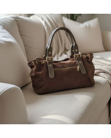 sac forme bowling daim et cuir couleur taupe tendance 2025