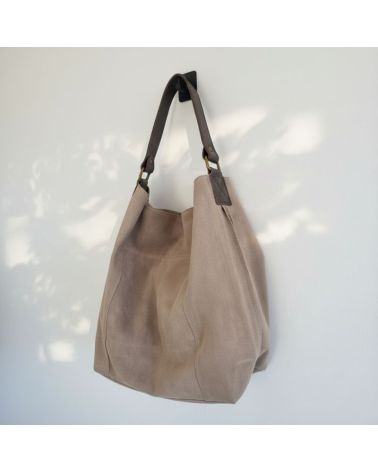 sac daim hobo couleur taupe clair anse cuir brun