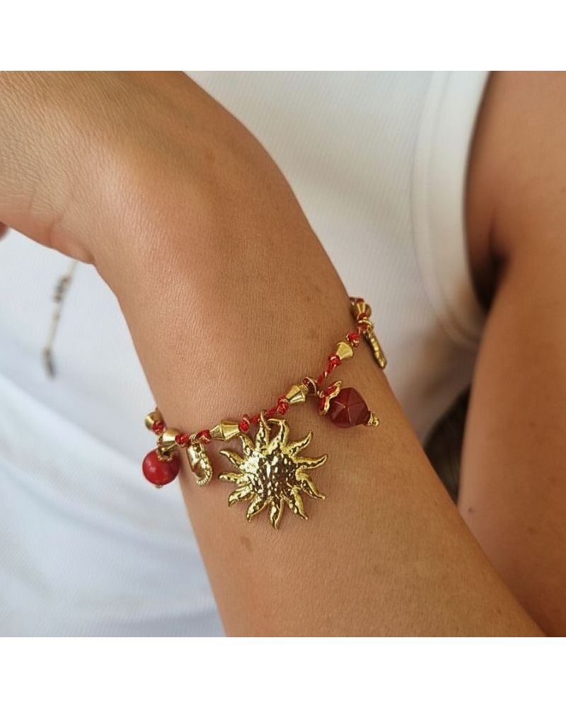 bracelet breloque soleil et pierres sur fil lurex rouge mile mila