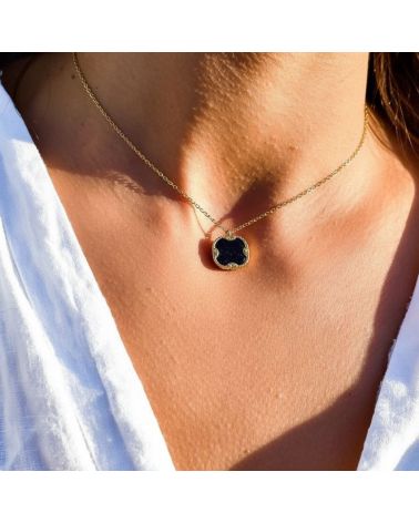 collier ras de cou fine chaine et pierre de sable bleu bijou bohm paris