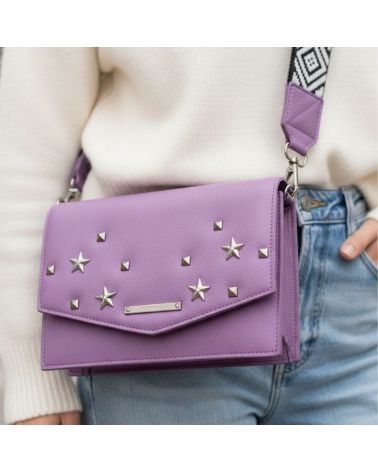 sac en cuir fait main marque eco responsable Bonendis couleur lilas avec étoile fantaisie sur rabat