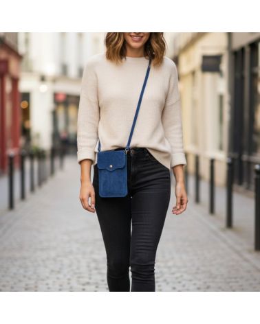 sac pochette pour téléphone daim couleur bleu jean