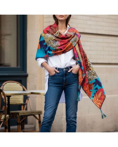 étole carré imprimé panthère sur son rocher marque palme paris