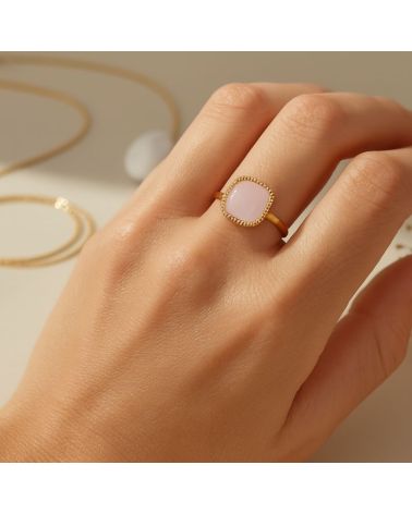 bague femme en plaqué or 18 carats ornée d’une pierre de quartz rose bague femme en plaqué or 18 carats ornée d’une pierre de quartz rose