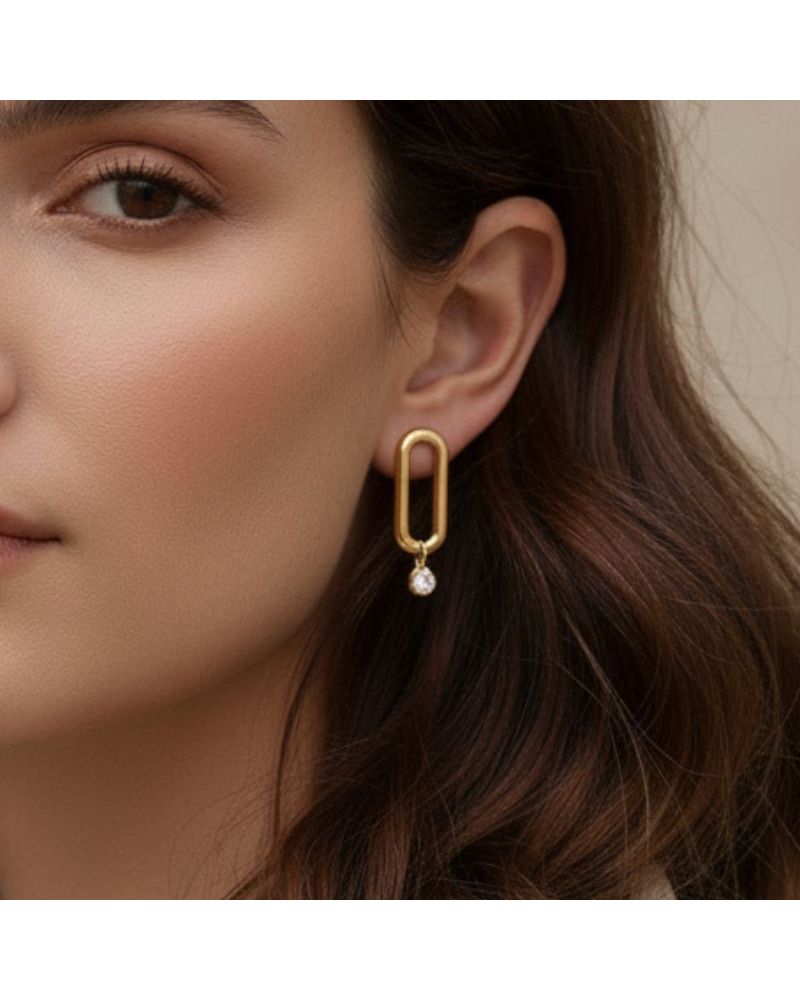 boucles d'oreilles plaqué or anneau avec zirconium blanc bijou élégant et discret