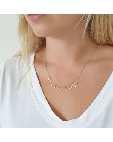 Collier plaqué or 18 carats chaine et pampilles forme pétale, bijou raffiné et féminin