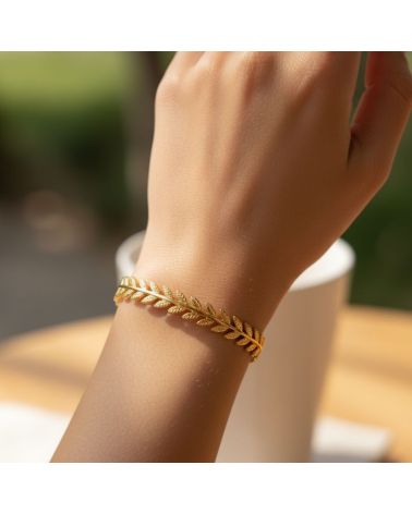 bracelet jonc plaqué or 18 carats motif épi symbole chance