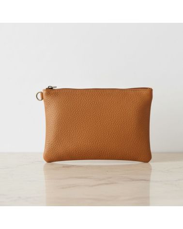 pochette cuir recyclé conçu à partir de stock de cuir de grands designers italiens pochette cuir recyclé conçu à partir de stock de cuir de grands designers italiens