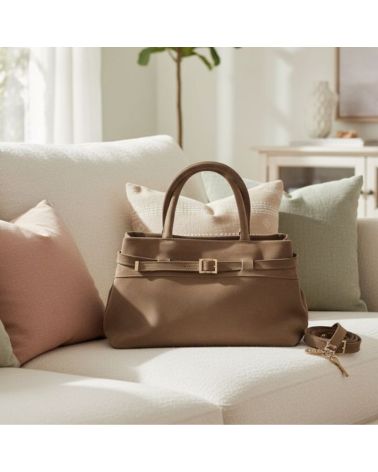 sac à main couleur moka en cuir nubuck fait main en europe haute qualité