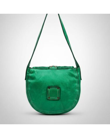 sac besace en cuir tressé effet vintage avec patte cloutée sur le rabat couleur vert