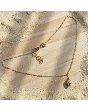 bracelet chaine de cheville en plaqué or 18 carats avec charm coquillage or