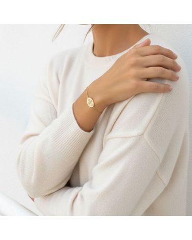 bracelet chaine plaqué or avec médaillon or brossé et croix en oxyde de zirconium blanc