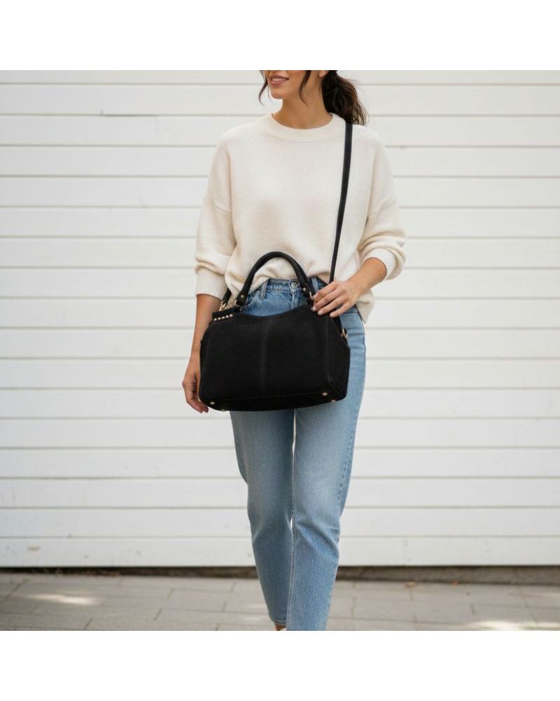 sac à main en daim couleur noir style décontracté chic fabrication italienne