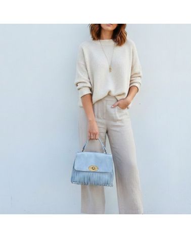 Sac Gaya à franges en nubuck bleu ciel, style bohème chic avec détails en métal doré