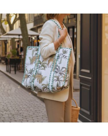 cabas en coton épais imprimé palmiers vert et écru parfait en ville comme à la plage