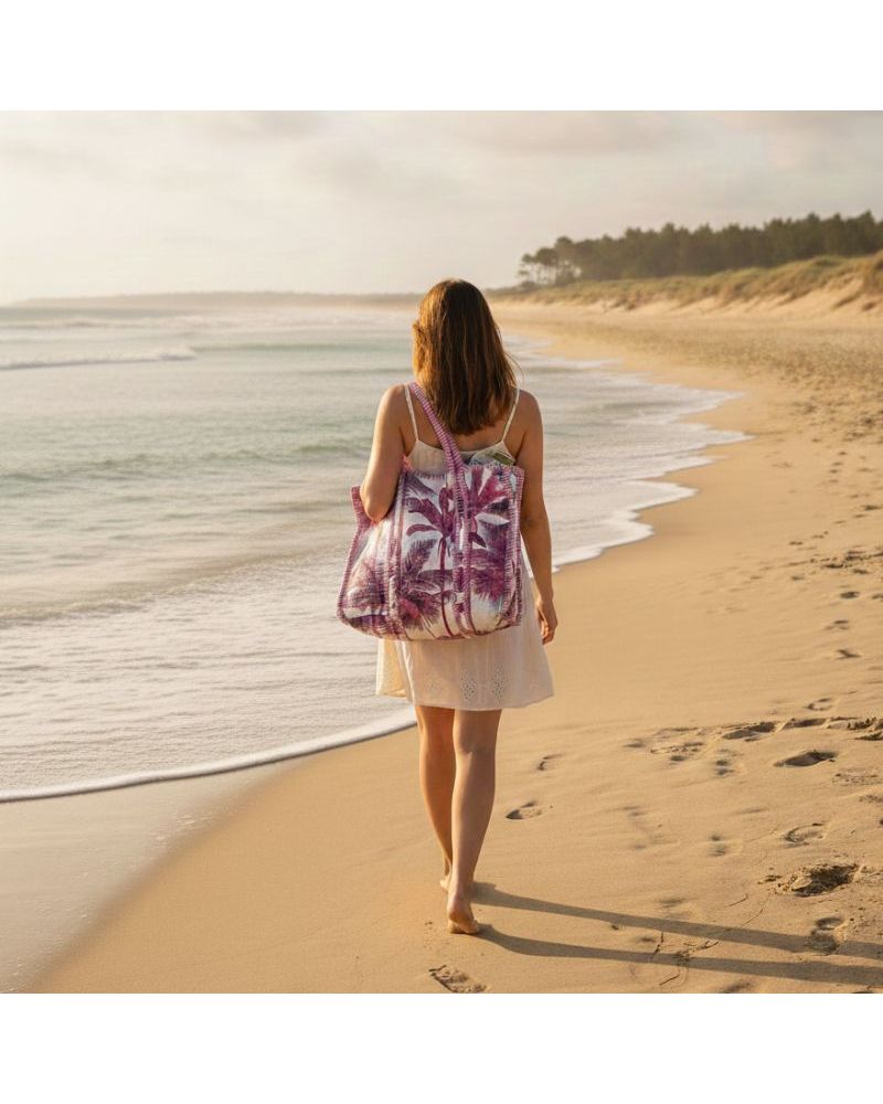cabas coton matelassé imprimé palmiers couleur rose mauve clair pour la plage