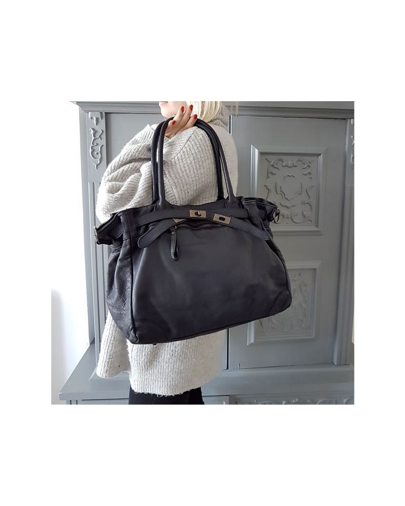 sac a main noir souple