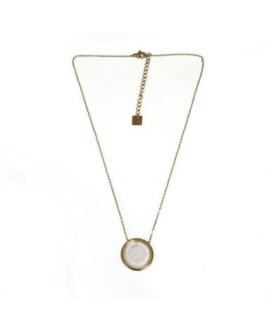 Collier doré pendentif boussole