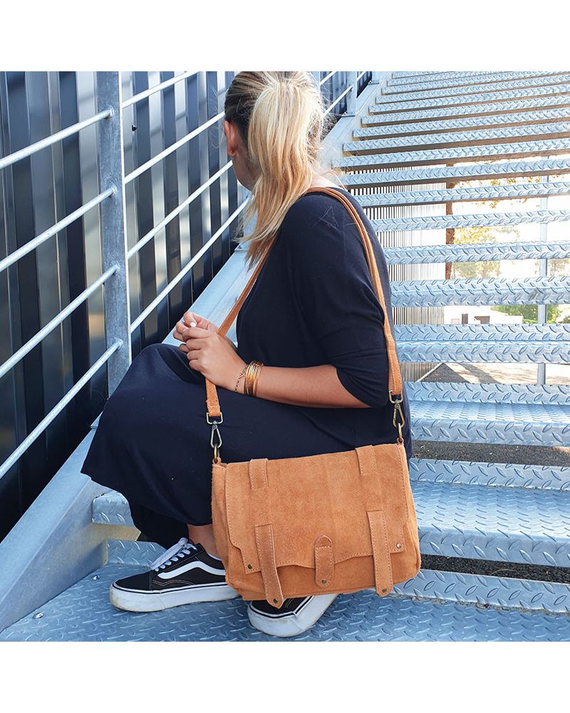 sac bandouliere nubuck camel