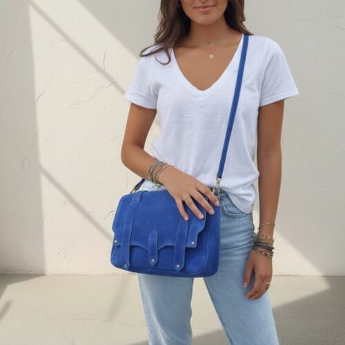 sac forme messenger daim couleur bleu jean