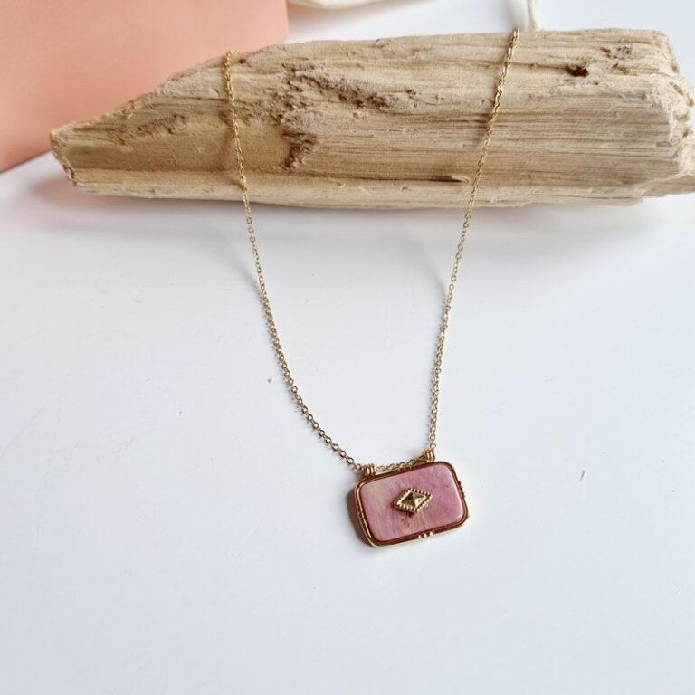 collier rhodonite