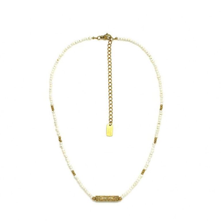 Collier perles d'eau & talisman