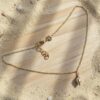 bracelet chaine de cheville en plaqué or 18 carats avec charm coquillage or