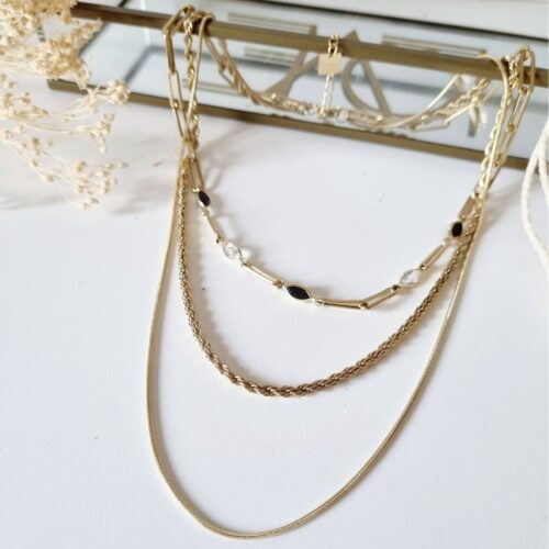 Collier multirang perles noires Collier multirang perles noires