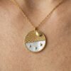 collier solaire étoiles nacre collier solaire étoiles nacre