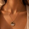 collier pendentif soleil nacre mile mila bijoux
