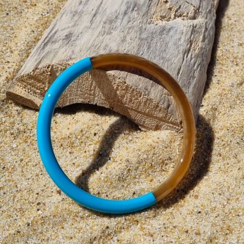 bracelet corne de buffle laqué bleu