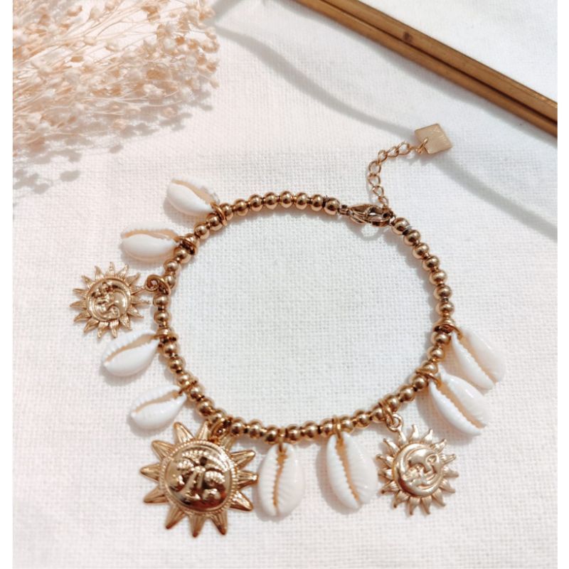 Bracelet breloques coquillages & soleil