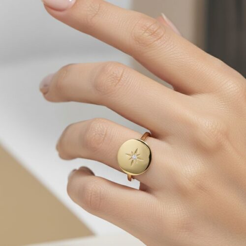 bague femme en plaqué or avec étoile zirconium blanc au centre