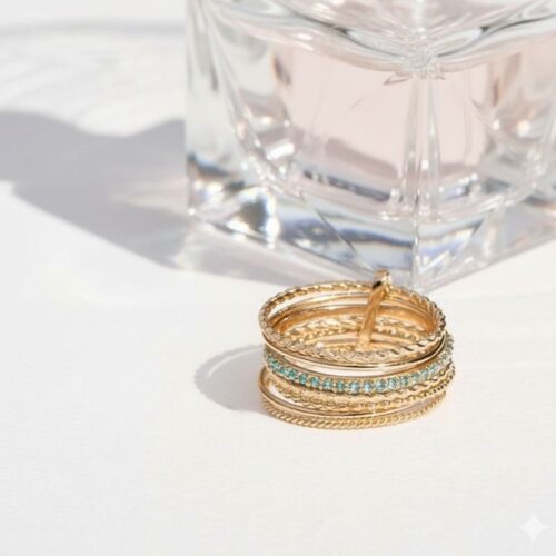 bague semainier élégante en plaqué or 18 carats, décorée de zirconiums bleus étincelants