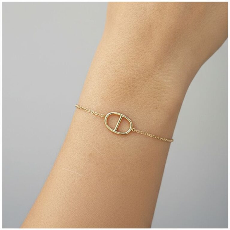 bracelet plaqué or 18 carats pour femme maille marine stylisée CD bracelet plaqué or 18 carats pour femme maille marine stylisée CD