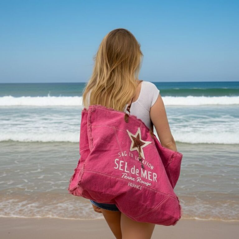 Grand sac de plage fuchsia en toile Sel de Mer avec anses en cuir et étoile brodée, style bohème chic