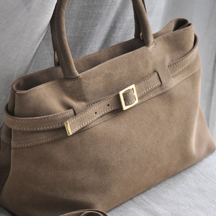 collier ras de cou plaqué or chaine fine et pierre ovale naturelle quartz rose