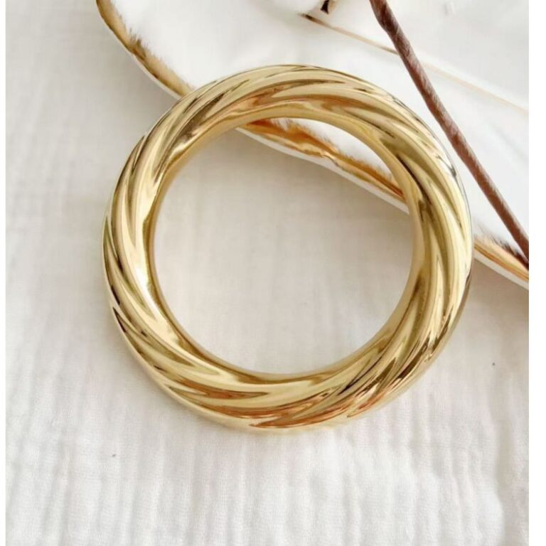 bracelet jonc épais torsadé acier inoxydable mile mila bijoux bracelet jonc épais torsadé acier inoxydable mile mila bijoux