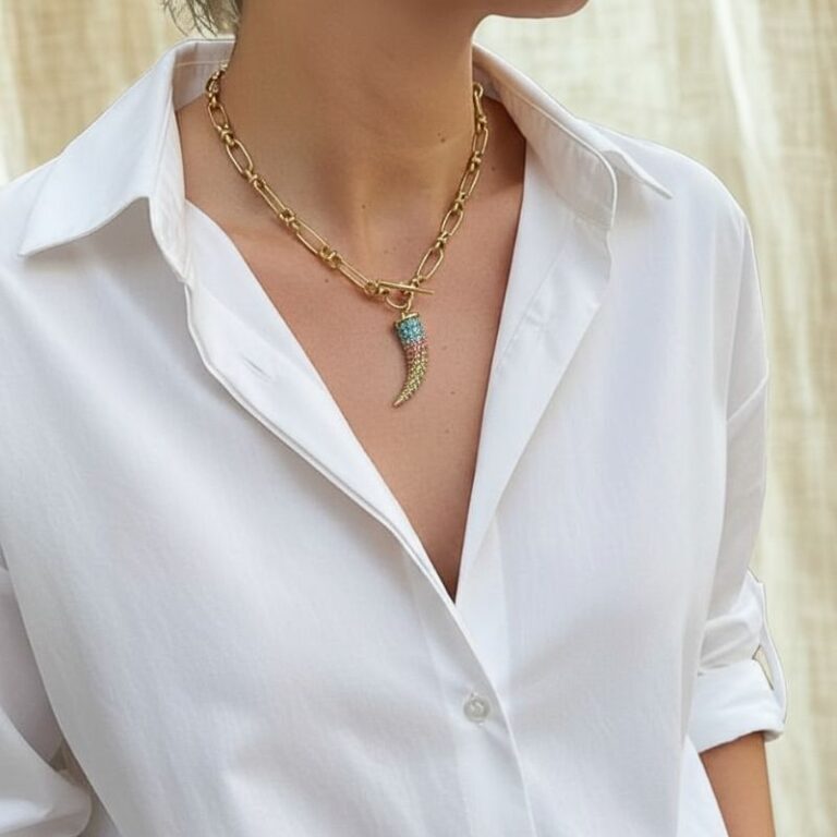 collier chaine pendentif corne strass multicolore mile mila collier chaine pendentif corne strass multicolore mile mila